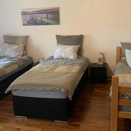 Souterrain-wohnung Fuer Monteure 2zi, Kueche, Bad Nahe A96 In Finning