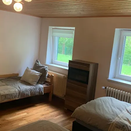 Souterrain-wohnung Fuer Monteure 2zi, Kueche, Bad Nahe A96 In Apartmán *