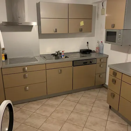 Souterrain-wohnung Fuer Monteure 2zi, Kueche, Bad Nahe A96 In Apartmán *