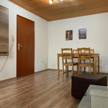 Souterrain-wohnung Fuer Monteure 2zi, Kueche, Bad Nahe A96 In